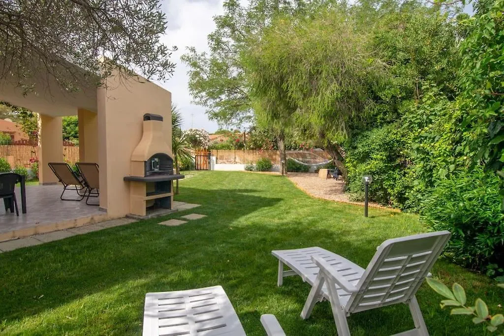 Holiday home Casa Kody A 500 Mt Dalla Spiaggia Di Geremeas Marongiu